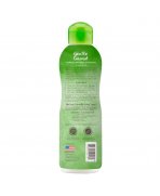 Rețetă blândă pentru piele sensibilă. Șampon hipoalergenic pentru câini și pisici TropiClean Gentle Coconut, 355ml