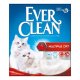 Doua pisici albe cu blana lunga langa ambalajul de Nisip pentru litiera Ever Clean Multi-Cat 10L